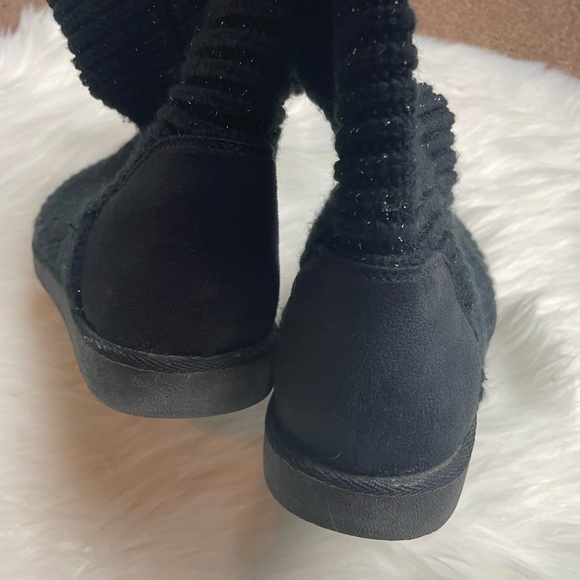 Women’s SO Black Sparkly Sweater Boot Size 9M - Picture 8 of 9